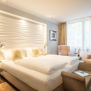 The Ascot Hotel